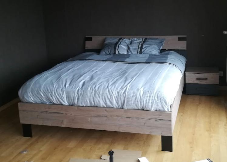twee persoonsbed met 2 nachtkastjes180x180, Ophalen, Bruin, Landelijk/industrieel, Tweepersoons