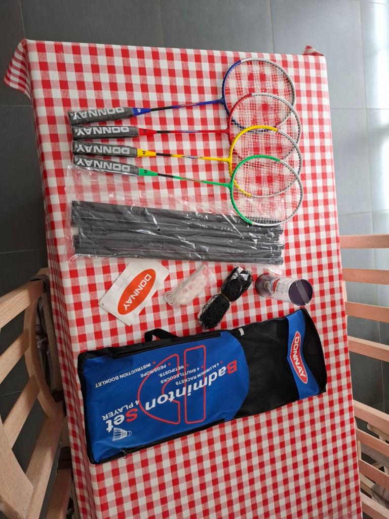 Batminton set van Donnay, Sport en Fitness, Badminton, Ophalen
