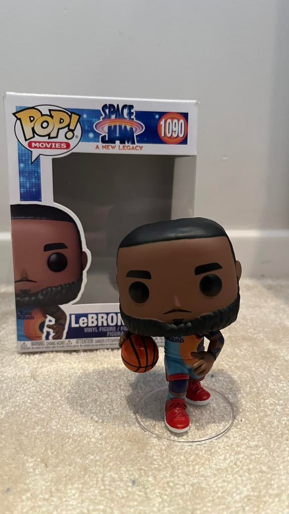 Figurine POP lebron james, Enlèvement, Comme neuf