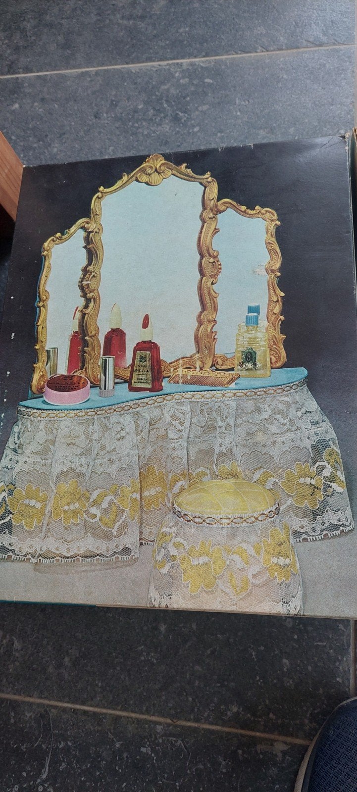 barbie spiegelkast, Antiek en Kunst, Ophalen of Verzenden