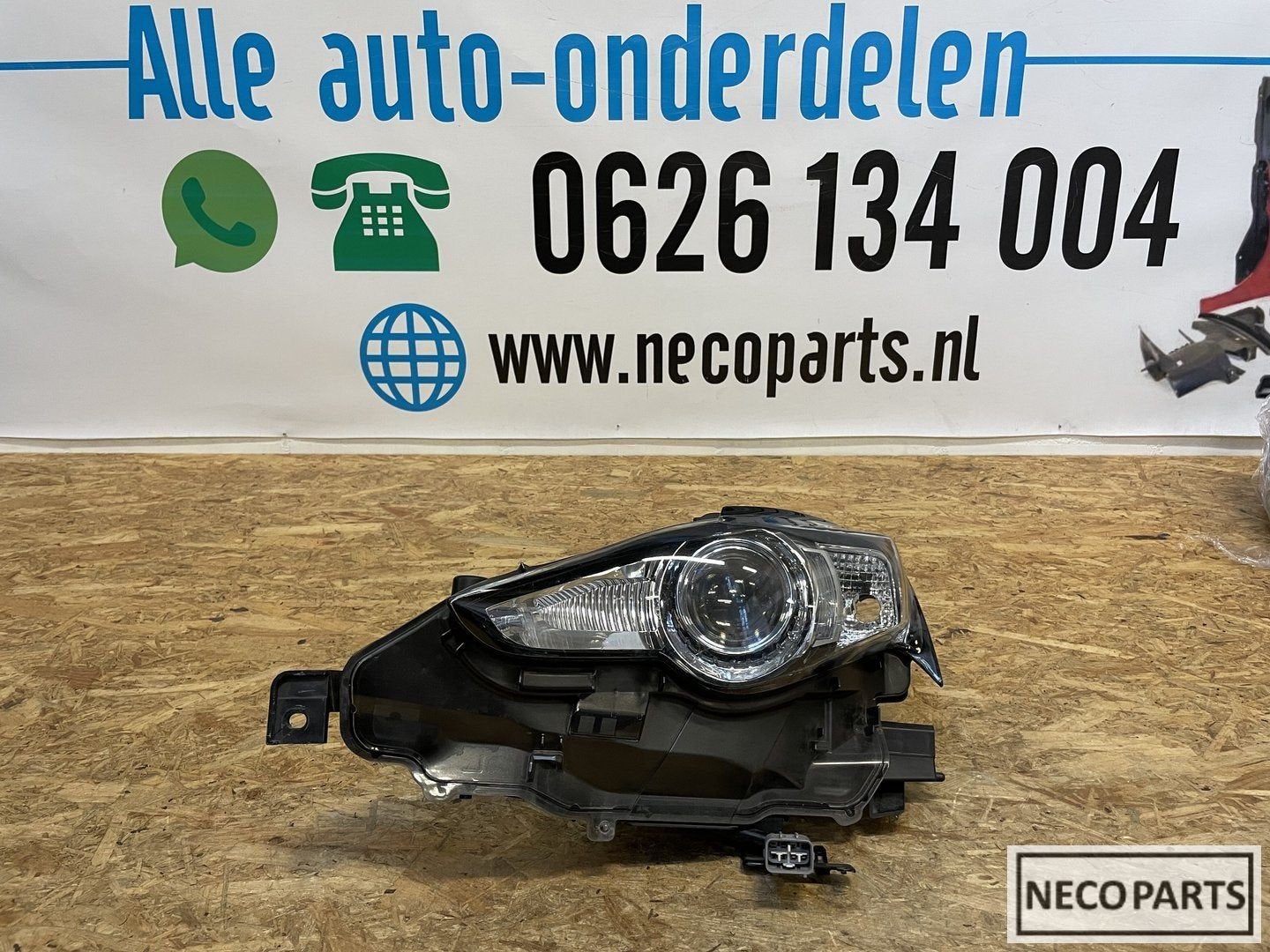 LEXUS IS 3 300H XENON KOPLAMP LINKS ORIGINEEL 2013-2016, -, Lexus, Utilisé, -