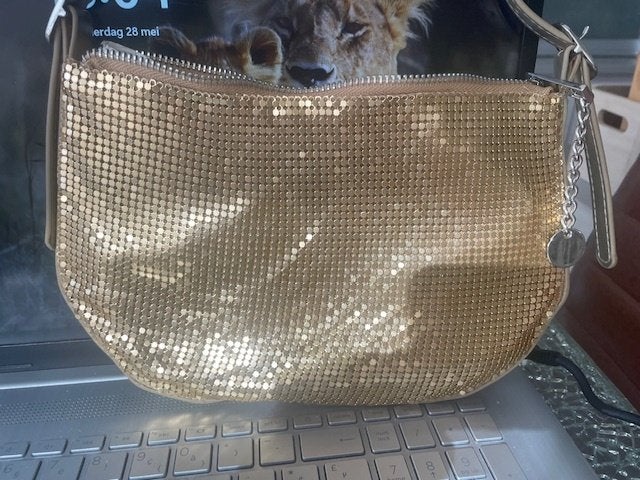 Bershka Gouden handtas NIEUW, Ophalen, Nieuw, Overige kleuren, Handtas