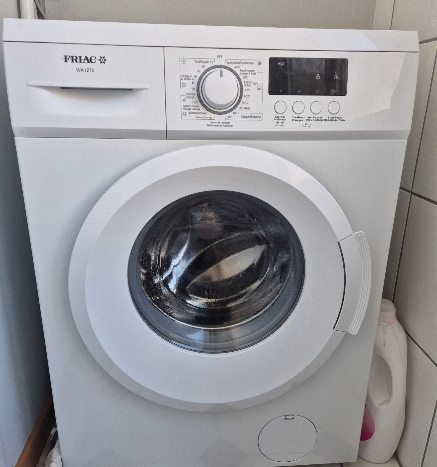 nieuwe wasmachine, spotgoedkoop vanwege dringend verhuis, Elektronische apparatuur, Wasmachines, Ophalen