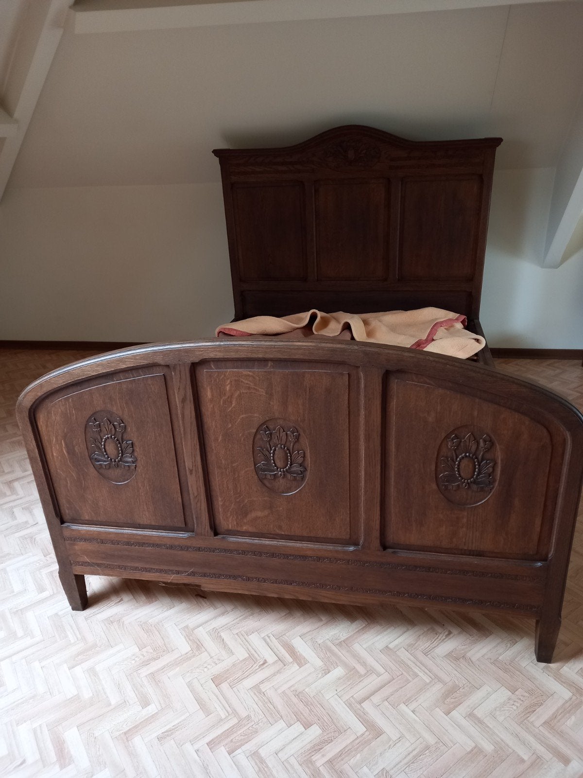 Vintage bed, Ophalen