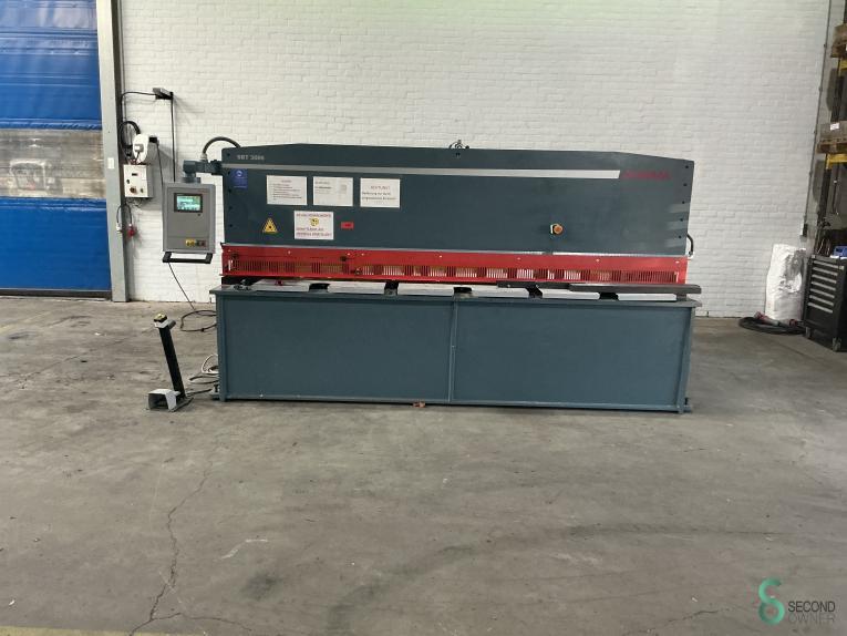 Durma SBT 3006, Articles professionnels, Machines & Construction | Travail du métal