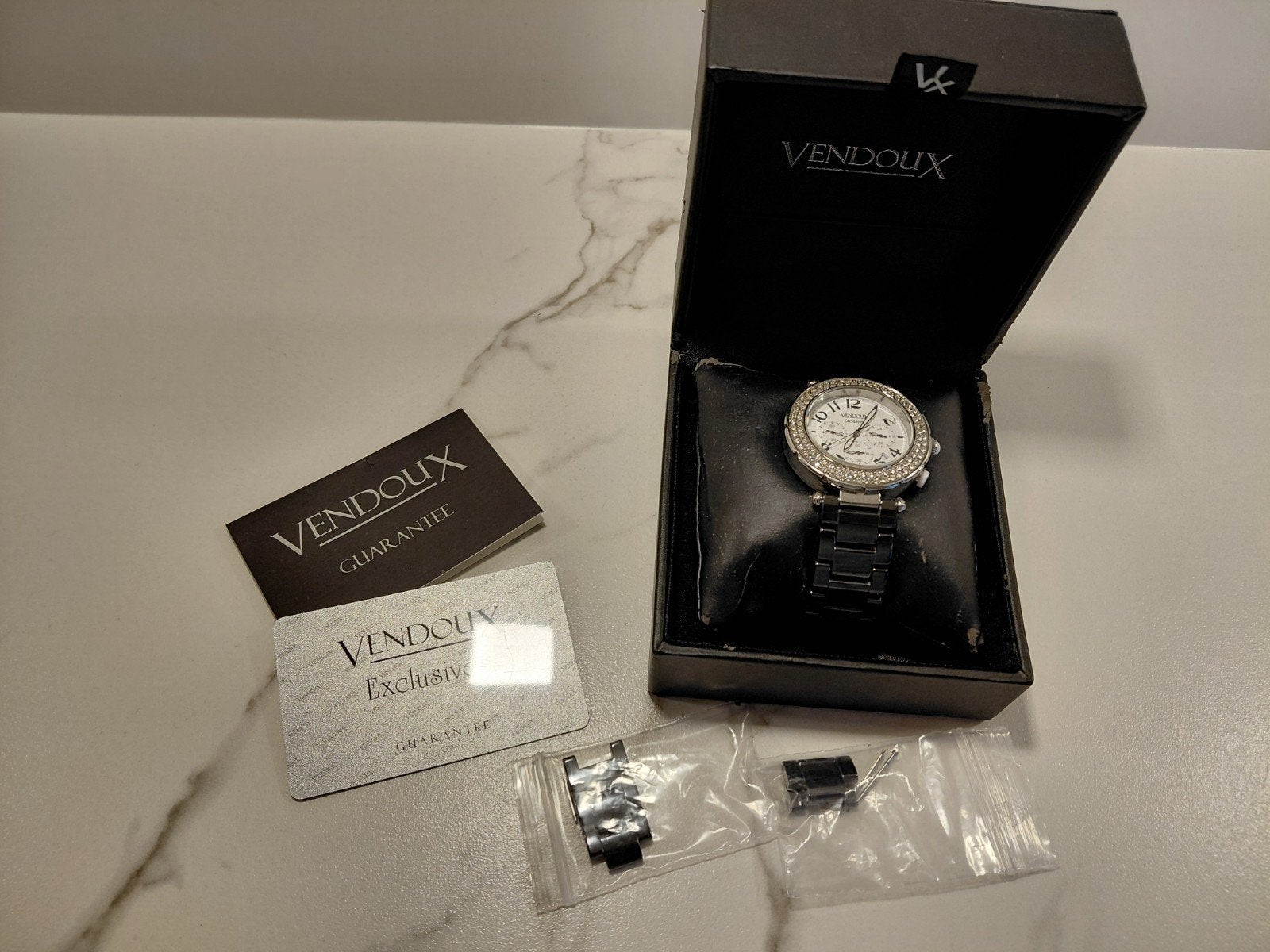 Vendoux horloge, Bijoux, Sacs & Beauté, Enlèvement ou Envoi