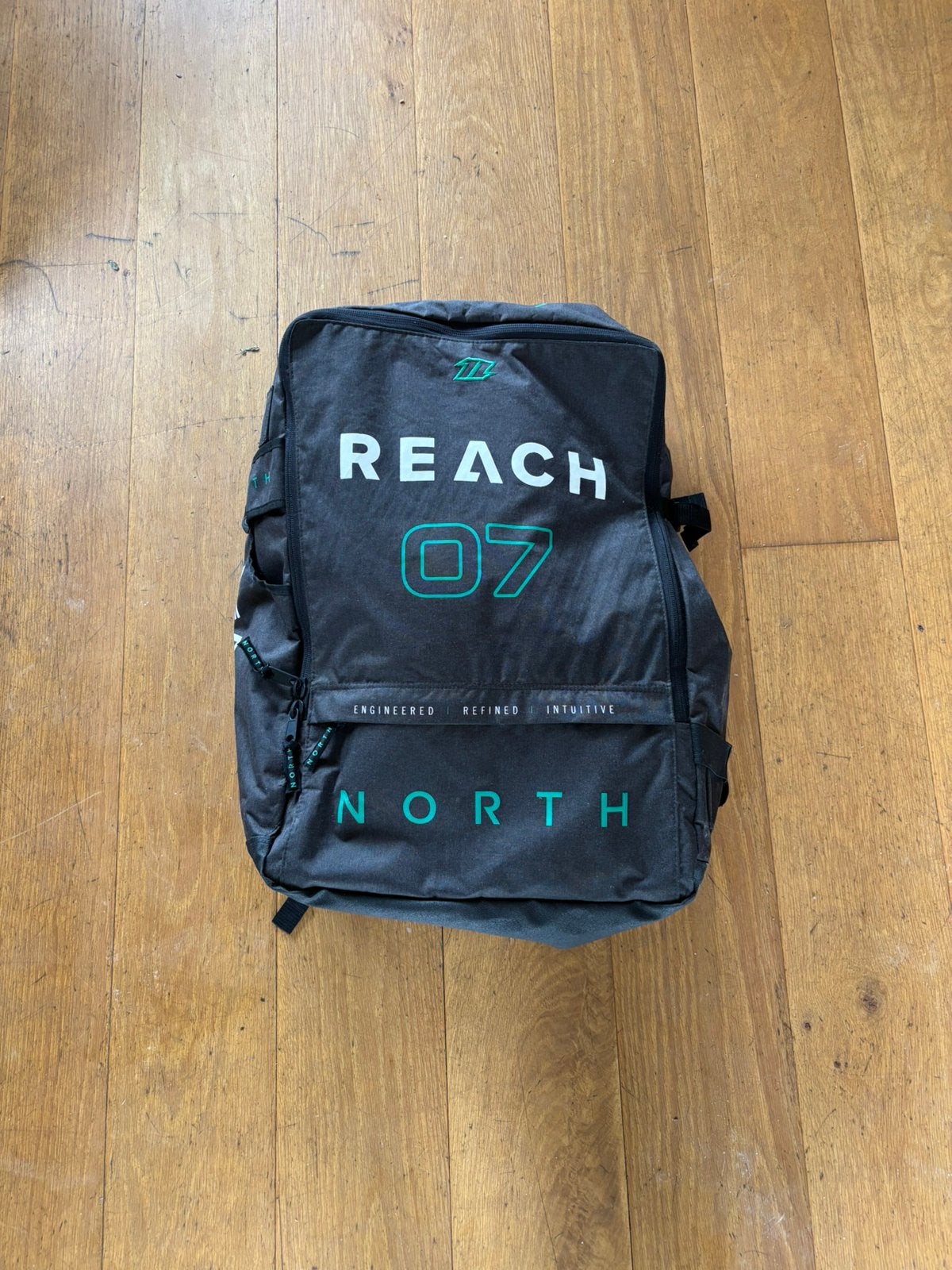 North Reach 7m, Watersport en Boten, Ophalen, Zo goed als nieuw