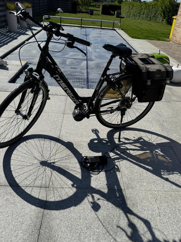 Elektrische fiets nog in goede staat ( alles ok !!), Ophalen, Zo goed als nieuw