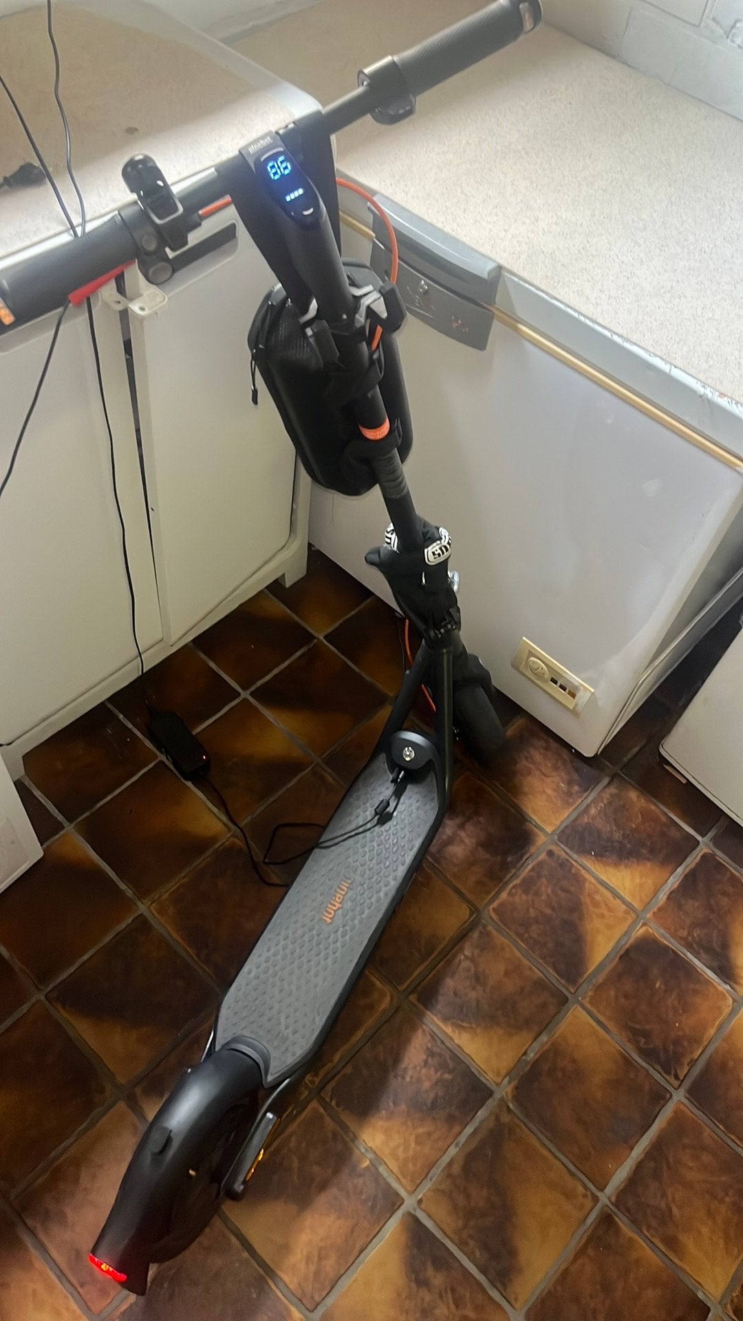 Trottinette électrique F2 pro, Enlèvement, Comme neuf