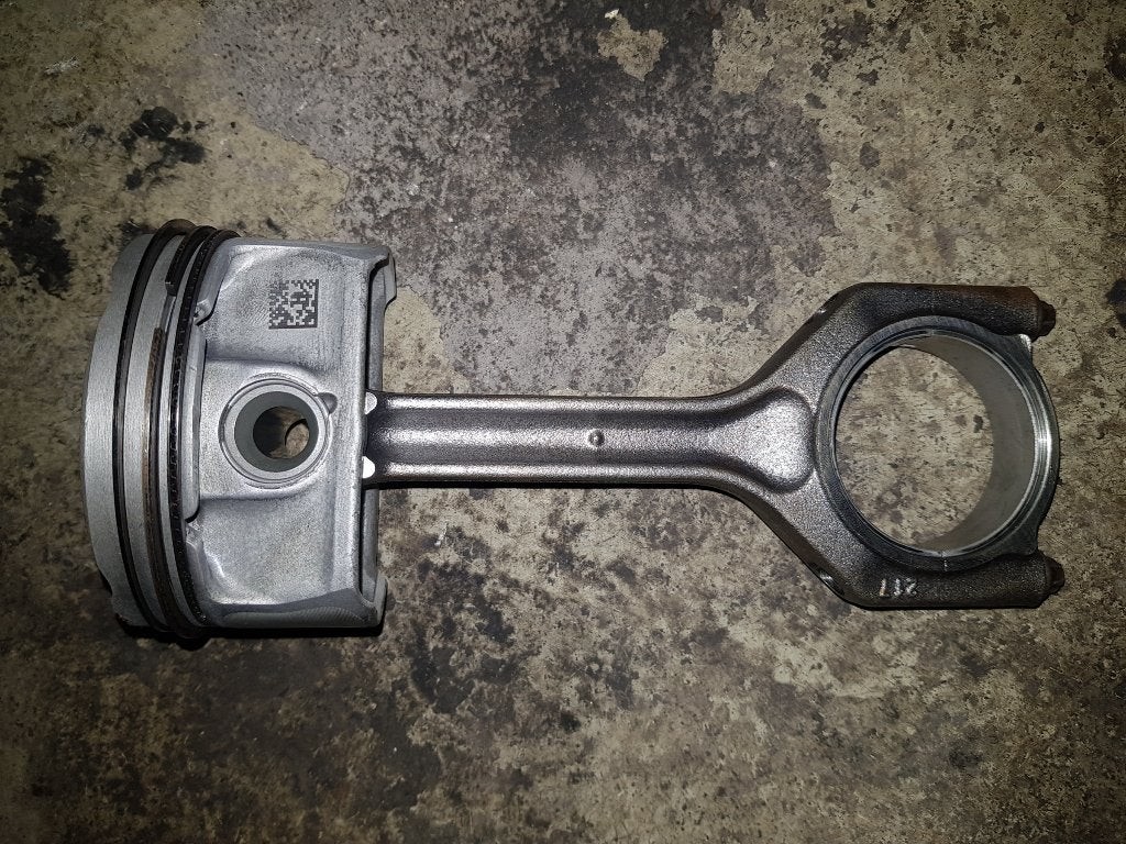 Zuiger BMW 1-Serie 130i 24V 2006, Ophalen of Verzenden, BMW
