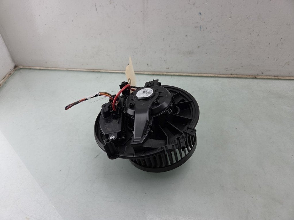 VENTILATEUR RADIATEUR MOTEUR Volkswagen Tiguan (AD1), Autos : Pièces & Accessoires, Volkswagen, Volkswagen AG, Utilisé, Kundenbetreuung@volkswagen.de