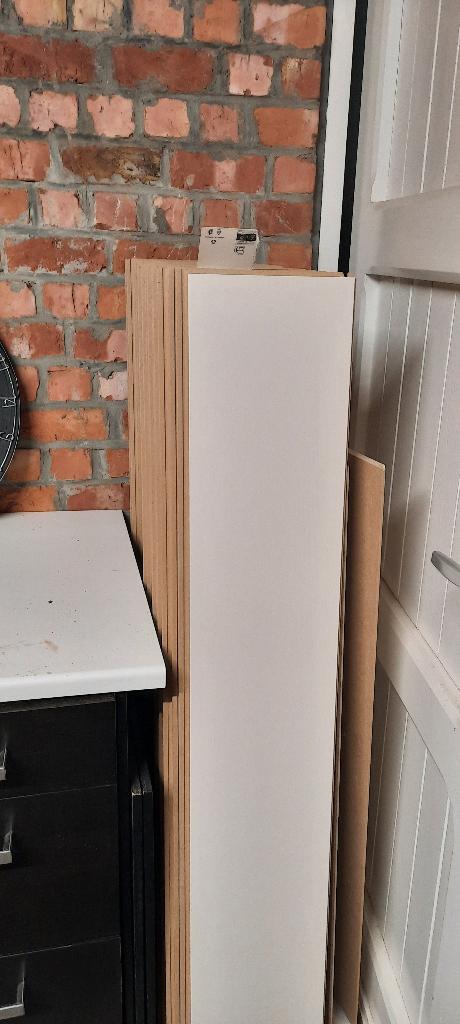 37 stuks schroten MDF wit 10mm / 1euro per plank, 100 tot 150 cm, Overige typen, Zo goed als nieuw, Ophalen