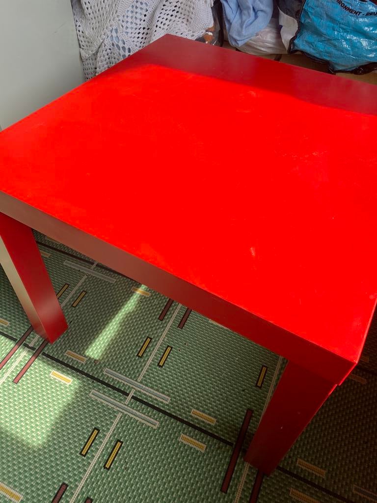 Table moderne, Enlèvement, Comme neuf
