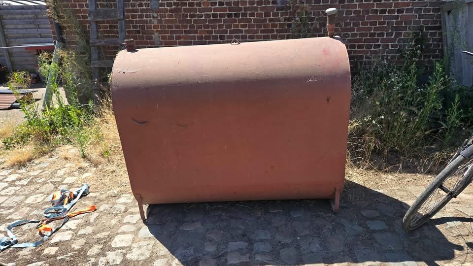 Mazoutton 1200 liter in goede staat. Gratis !!!, Ophalen of Verzenden, Gebruikt
