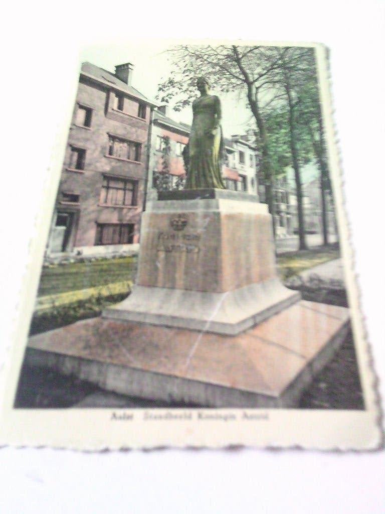 postkaart aalst stambeeld koningin astrid, Collections, Envoi, Comme neuf, Carte, Photo ou Gravure