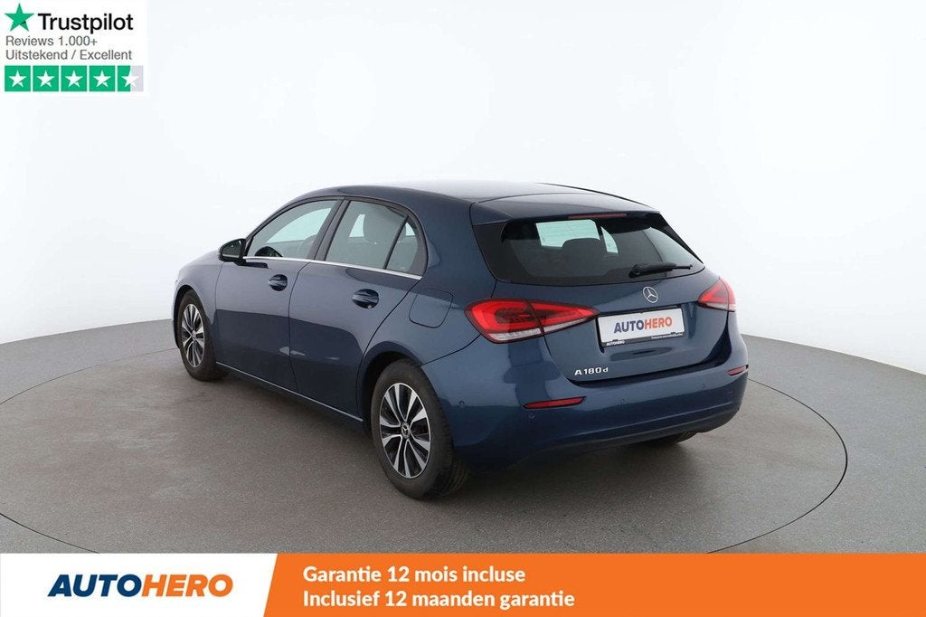 Mercedes-Benz A-Klasse 180 A 180 d (bj 2019), Auto's, Voorwielaandrijving, Euro 6, 5 deurs, Te koop