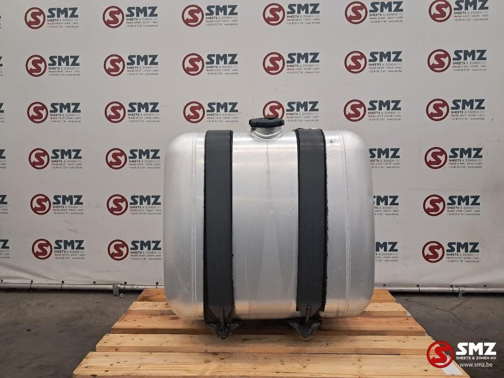 Occ réservoir de carburant Mercedes Actros MP4 290, Utilisé, Mercedes-Benz, Systèmes à carburant