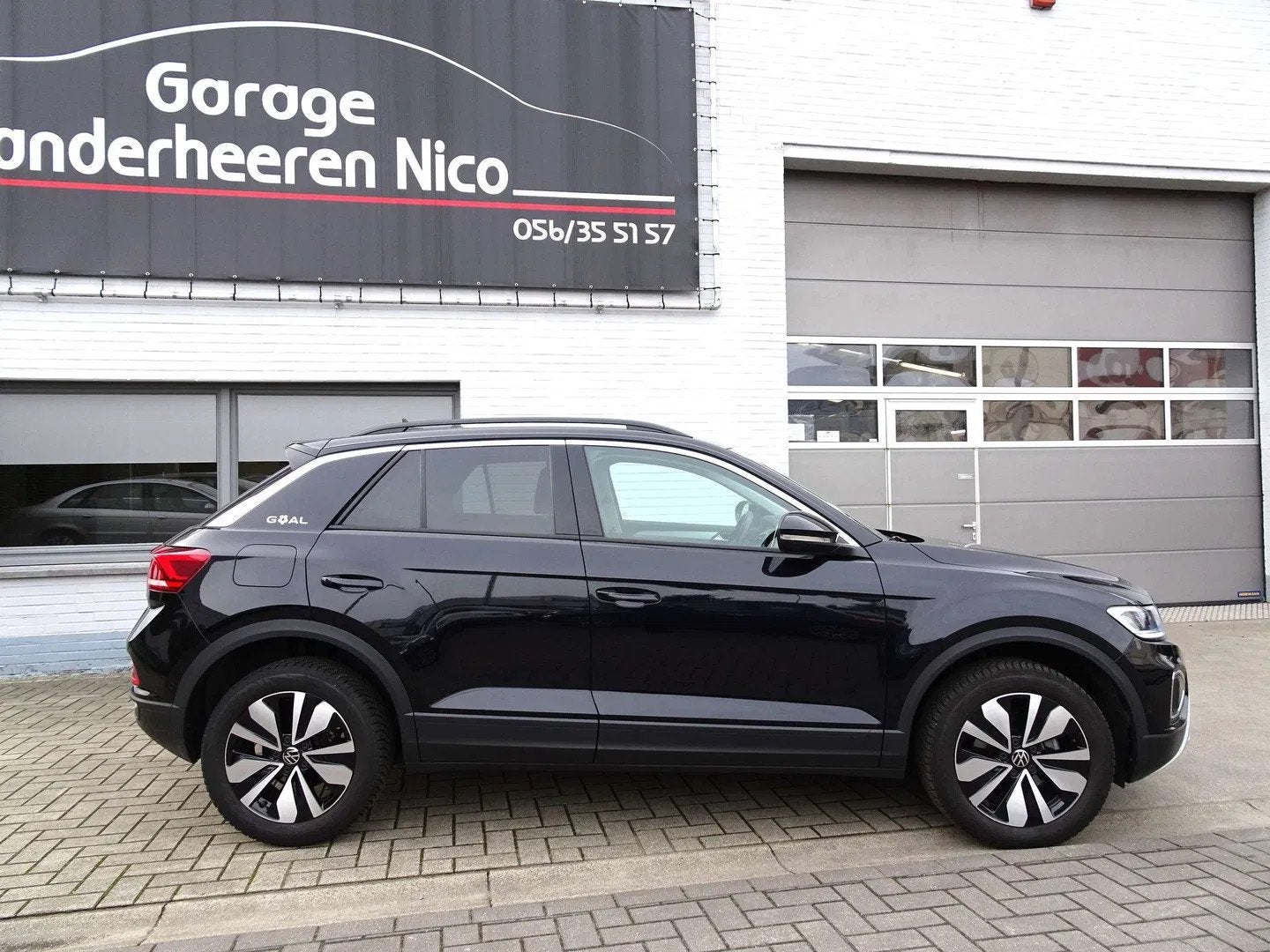 Volkswagen T-Roc 1.0TSi Goal VIRTUAL,CARPLAY,FULL LED,ADAPT, Auto's, Volkswagen, 1800 kg, Gebruikt, 116 pk, Zwart