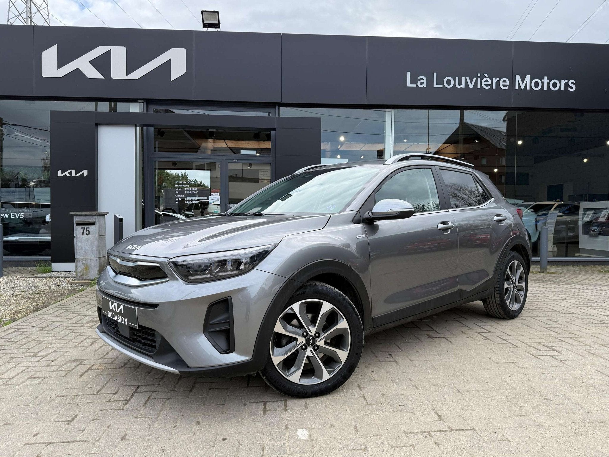 Kia Stonic Stonic 1.0 T Inspire ISG * CLIM * NAVI * CAMERA *, Auto's, Voorwielaandrijving, https://public.car-pass.be/vhr/e726cd7f-0565-49a3-abb2-1965cad41c47