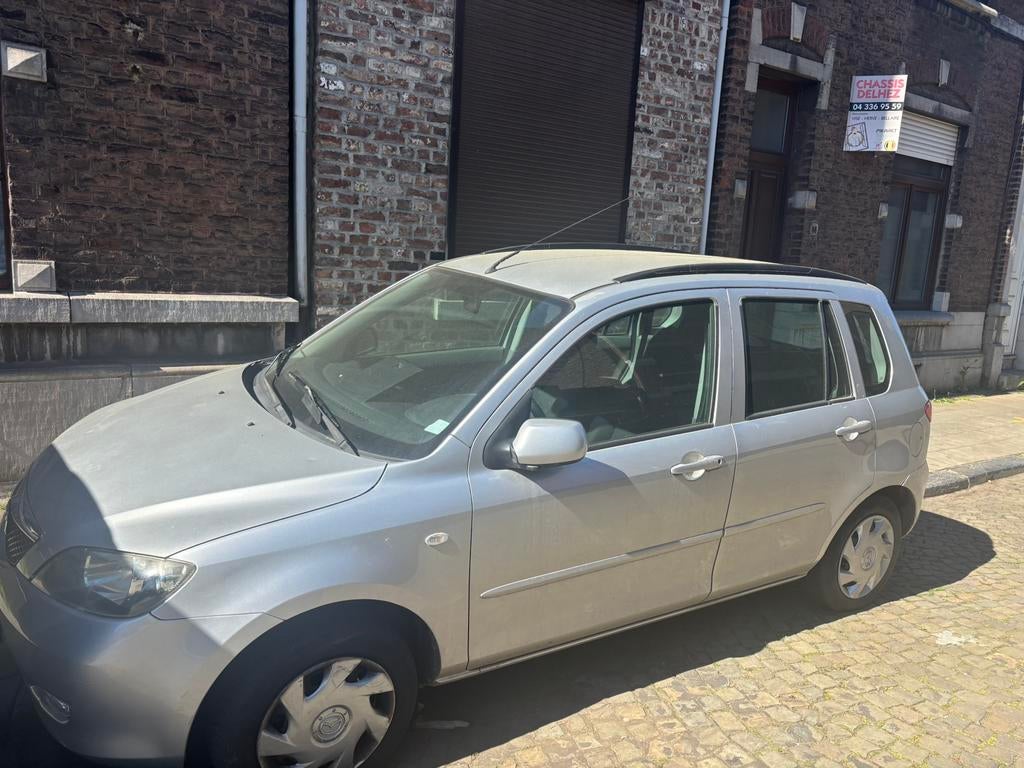 Mazda 2, Autos, Achat, Entreprise