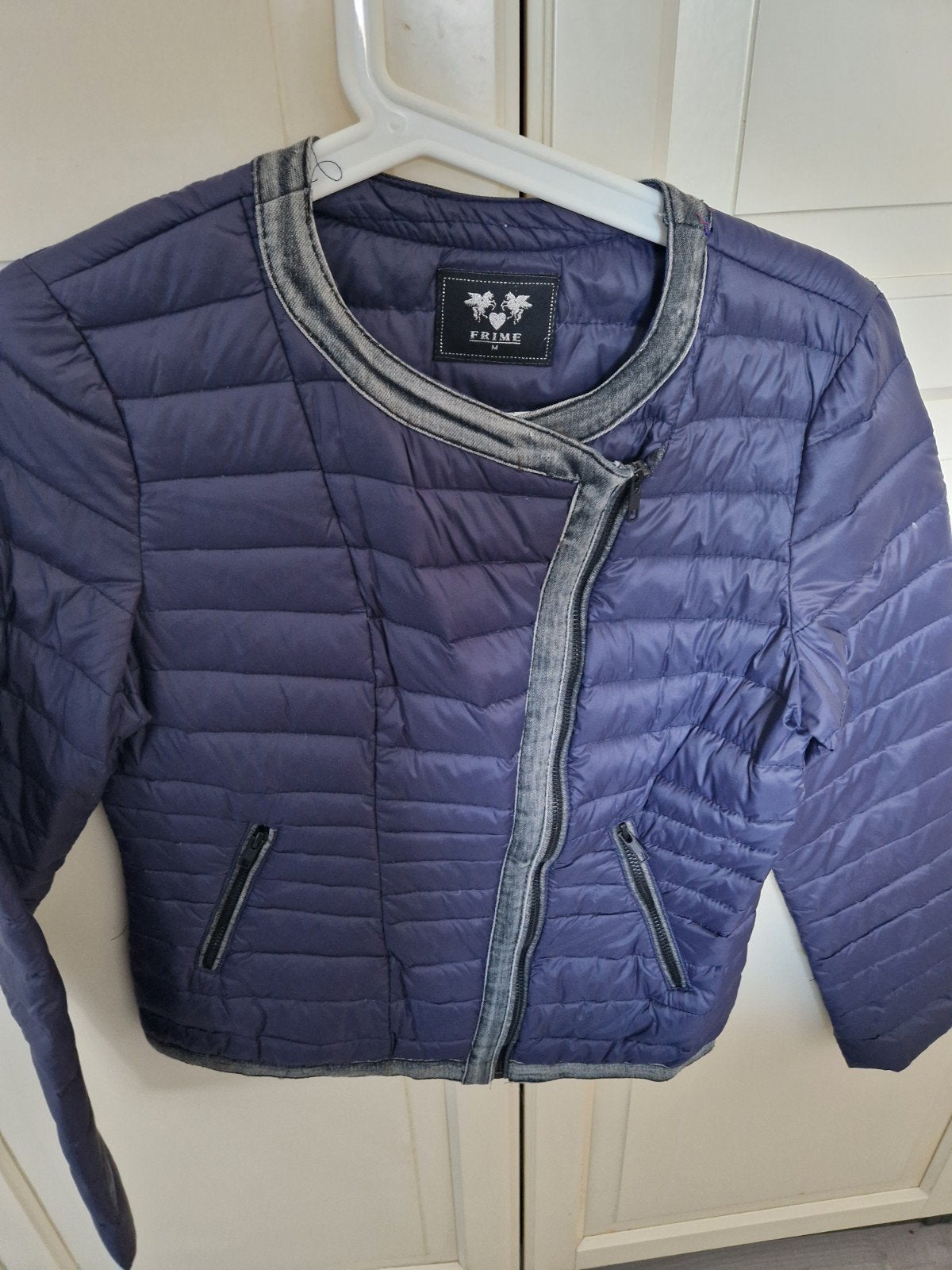 Heel mooi jasje van Frime. Maat M., Maat 38/40 (M), Frime, Blauw, Ophalen of Verzenden