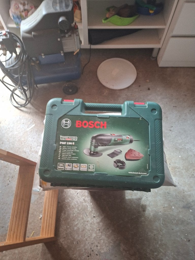 Bosch PMF 220 CE, Moins de 600 watts, 30 à 70 mm, Enlèvement, Utilisé