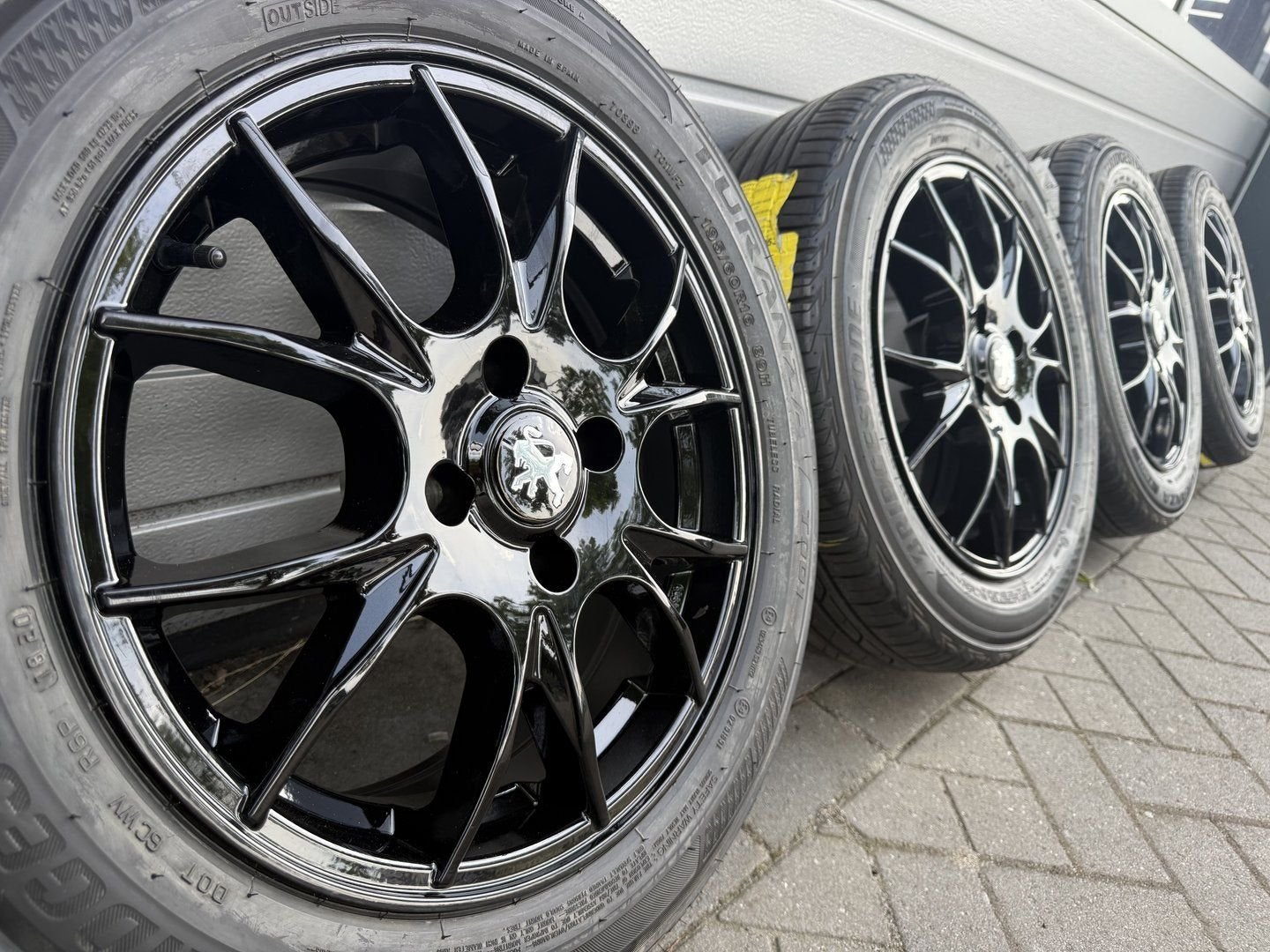 16 Citroen C3 C4 Opel Corsa Peugeot 2008 208  Partner velgen, Auto-onderdelen, Banden en Velgen, -, Banden en Velgen, Nieuw, Ophalen of Verzenden