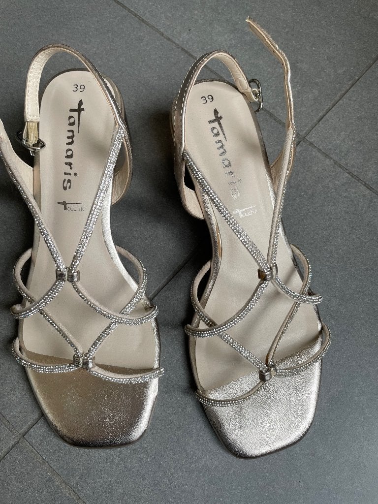 Tamaris sandaal licht goud - Maat 39, Tamaris, Autres couleurs, Comme neuf, Enlèvement