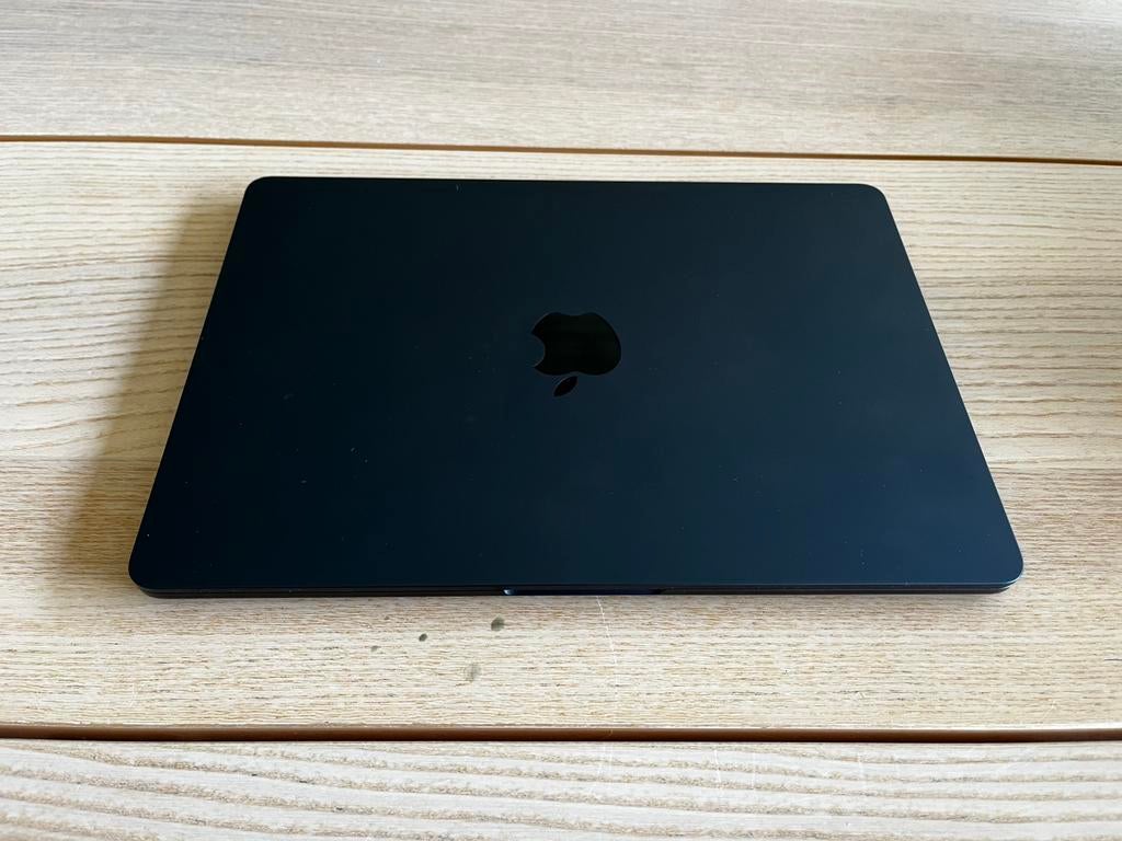 MacBook Air M4 13” – nieuwstaat – factuur – december 2025, 256 GB, 13 pouces, Comme neuf, Azerty