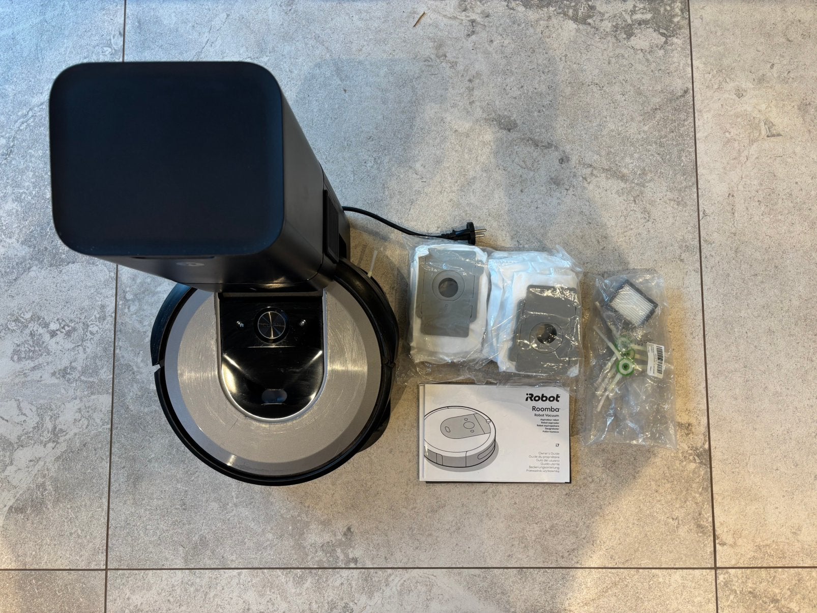 Aspirateur robot roomba i7, Electroménager, IRobot, Sac à poussière, Enlèvement, Utilisé