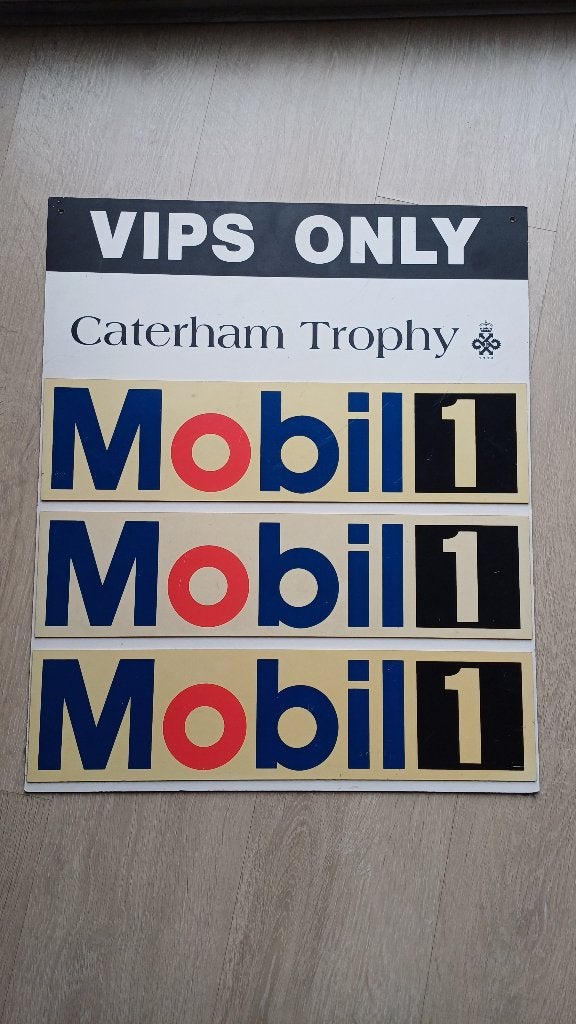 Salle VIP du circuit d'enseignes Lotus 7 Caterham Mobil 1., Enlèvement, Comme neuf, Panneau publicitaire