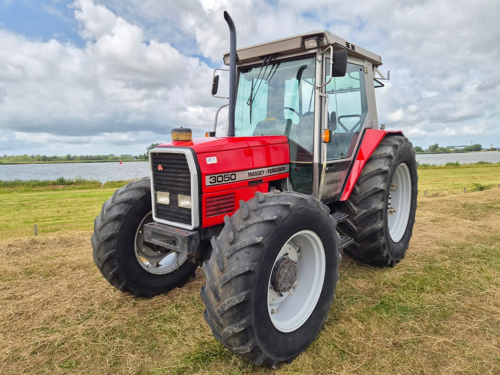 Massey ferguson 3050., Articles professionnels, Agriculture | Tracteurs, Enlèvement