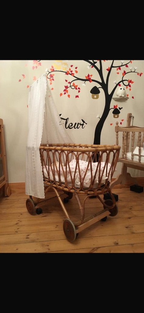 Vintage rotan wieg, Ophalen, Gebruikt, Wieg