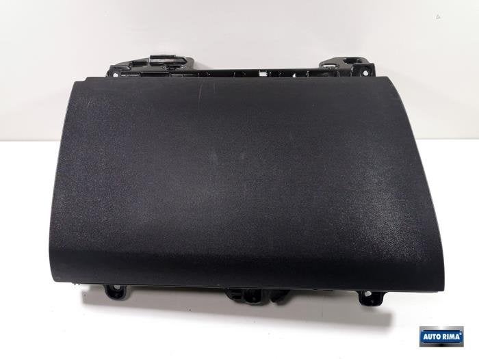Boîte à gants d'un Volvo XC90, -, 3 mois de garantie, -, -