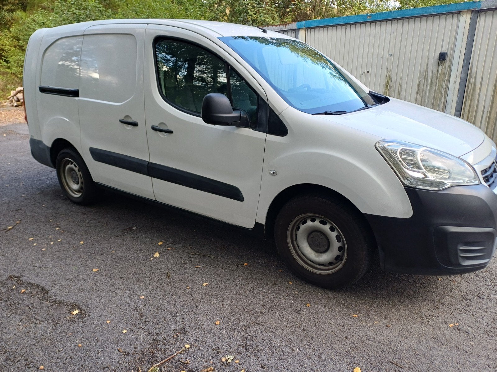 peugeot partner long, Autos, Peugeot, Euro 6, 3 places, Boîte manuelle, Entretenue par le concessionnaire