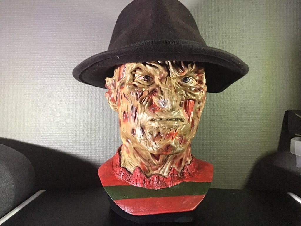 Life size hoofd freddy krueger gemaakt uit vinyl, Verzamelen, Ophalen of Verzenden