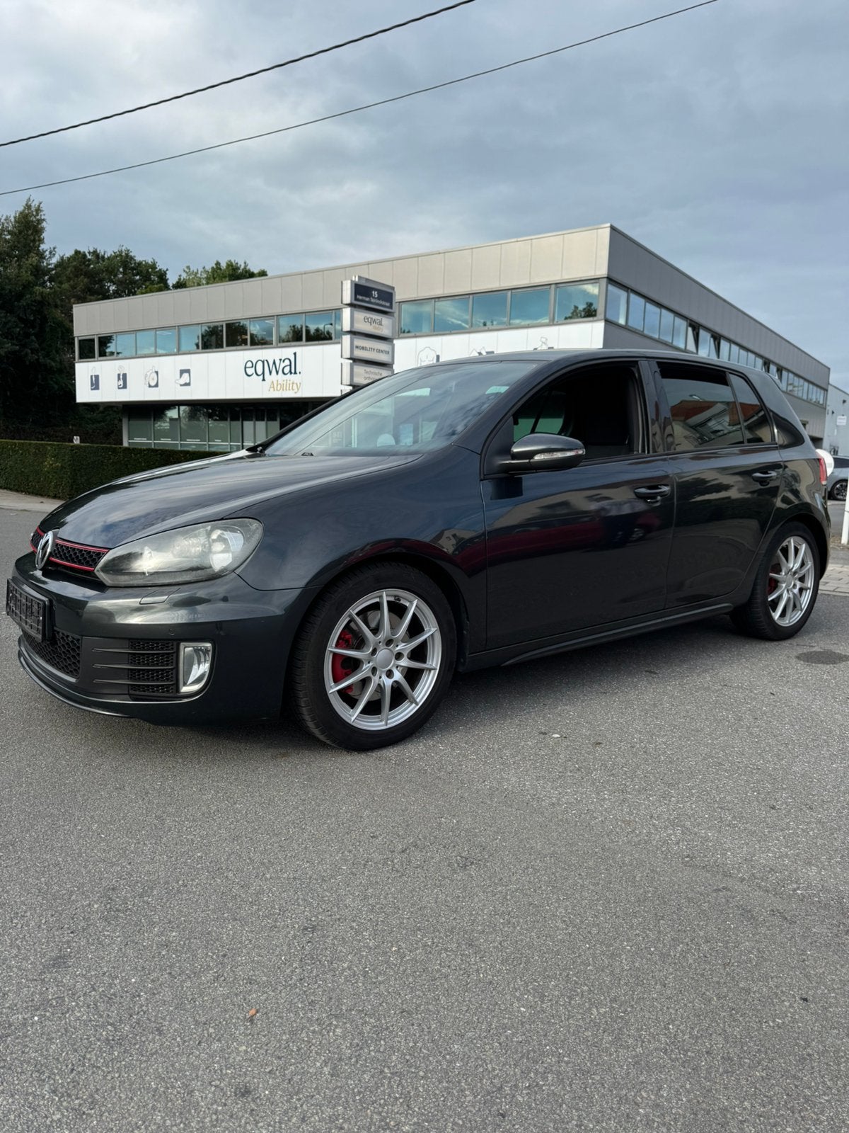 Volkswagen Golf GTI Navi Airco 187DKM, Auto's, Voorwielaandrijving, Dealer onderhouden, Stof, Overige kleuren