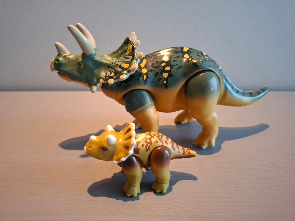 Playmobil dino's - Triceratops met jong/onderzoeker - 5234, Kinderen en Baby's, Gebruikt, Complete set, Overige typen, Ophalen of Verzenden