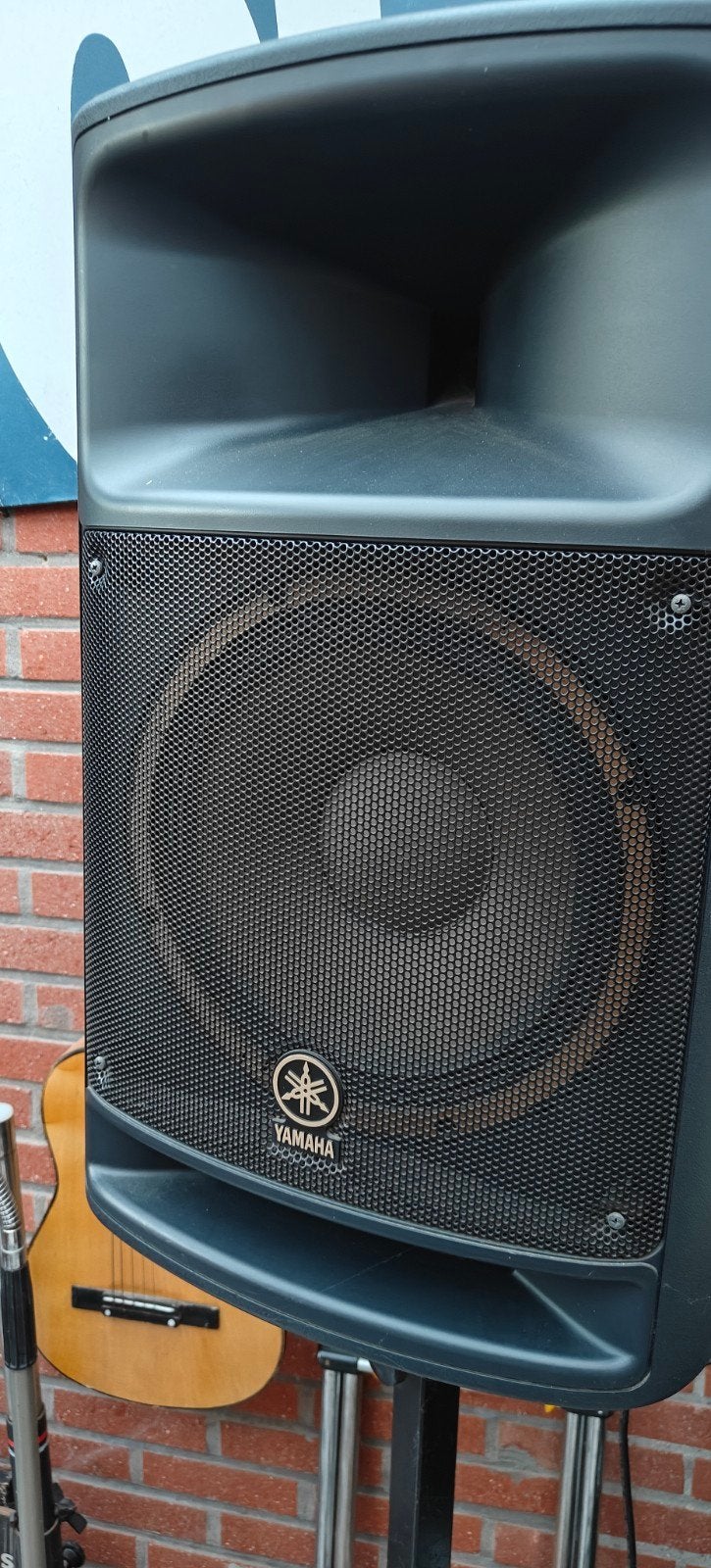 1 paar Yamaha MSR 400 met staanders, Muziek en Instrumenten, Ophalen, Gebruikt, Minder dan 500 watt, Monitor(versterker)