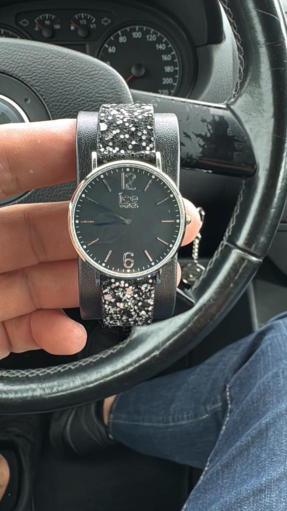 Montre femme a pailettes ice watch noire, Enlèvement ou Envoi, Comme neuf