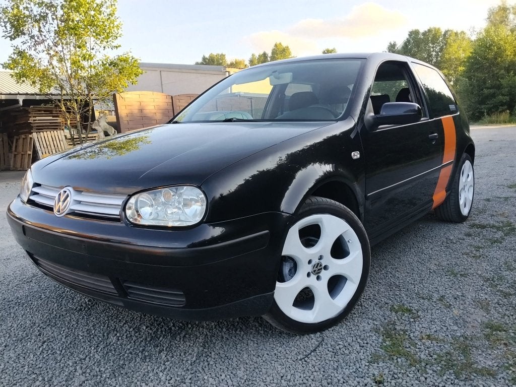 VOLKDSWAGEN GOLF 4/1400cc BENZINE/GEKEURD/GARANTIE, LED verlichting, Zwart, Bedrijf, Grijs