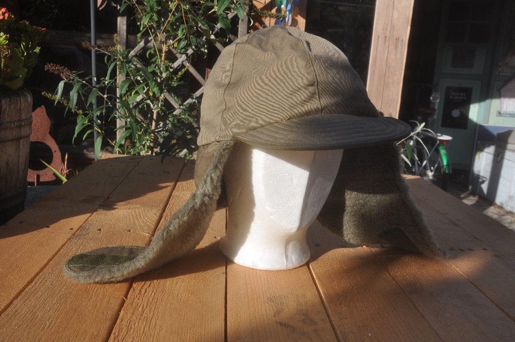 berenmuts pet ex leger, Verzamelen, Ophalen of Verzenden, Overige soorten, Helm of Baret