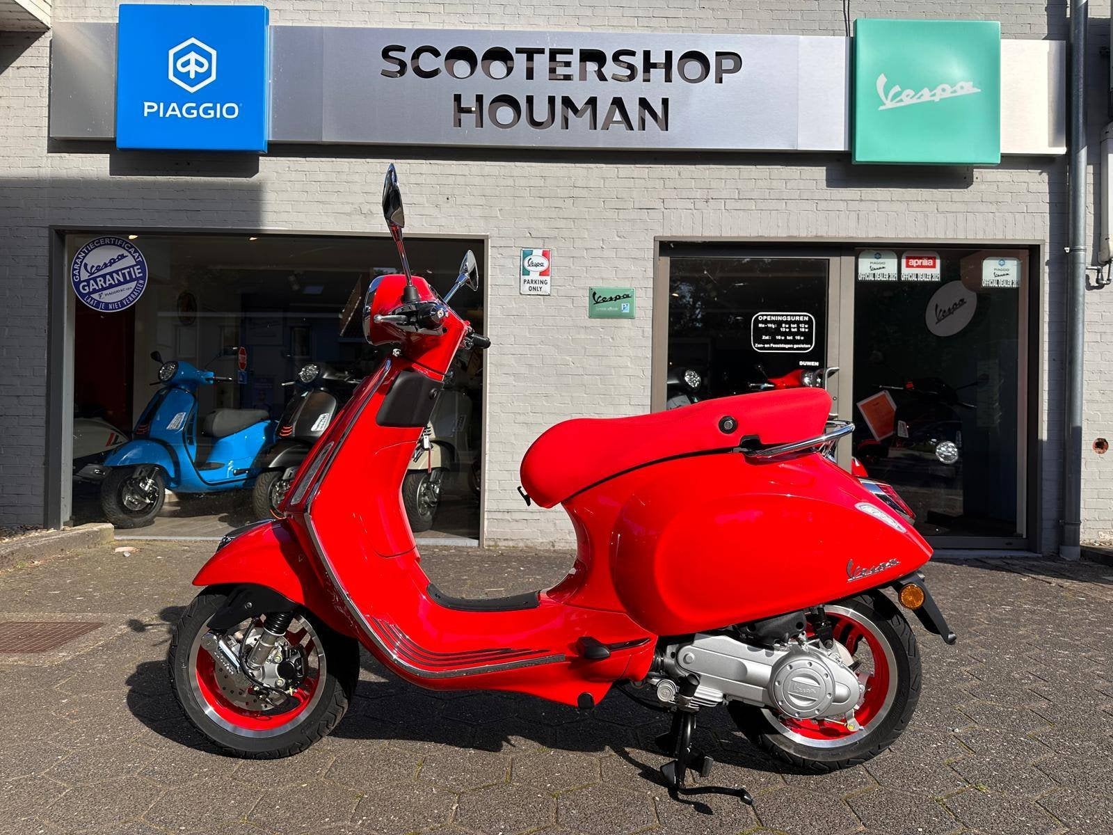 Vespa Primavera 50cc 45 Km/h Red Edition (nr.24), Fietsen en Brommers, Scooters | Vespa, Nieuw, Benzine, 50 cc, Overige modellen