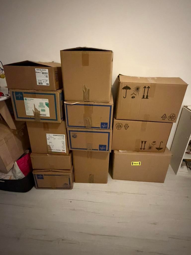 Grand lot de vêtements Hommes et Femmes tailles S/M TBE, Enlèvement, Comme neuf
