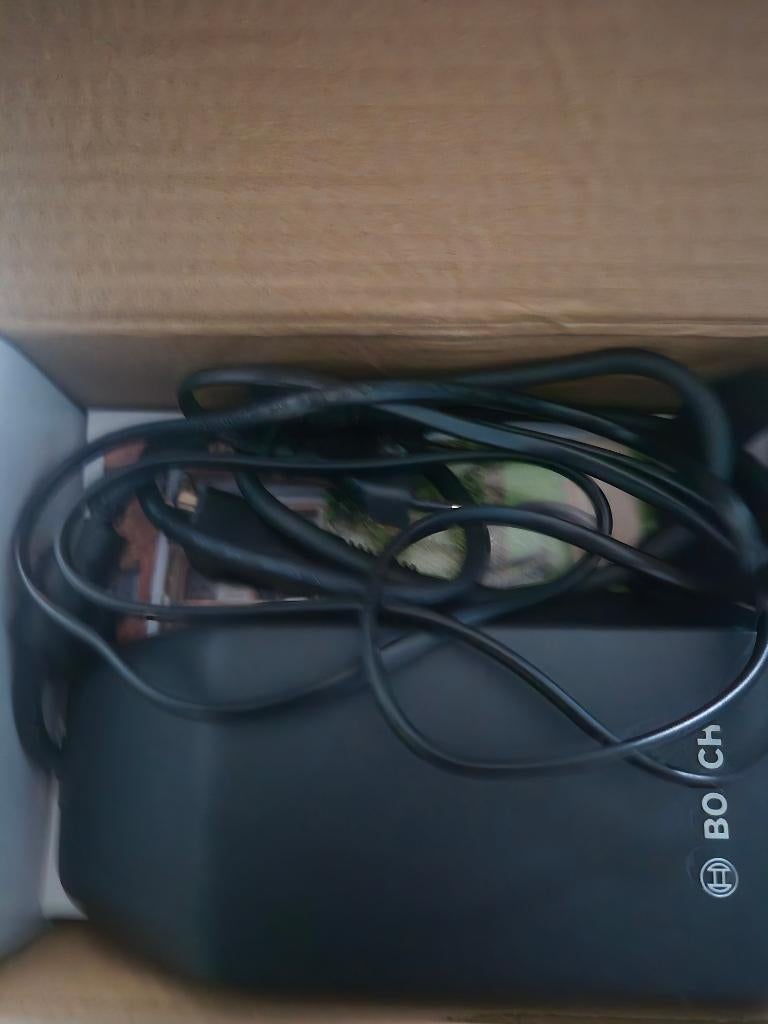 4A charger bosch, Elektronische apparatuur, Ophalen, Nieuw