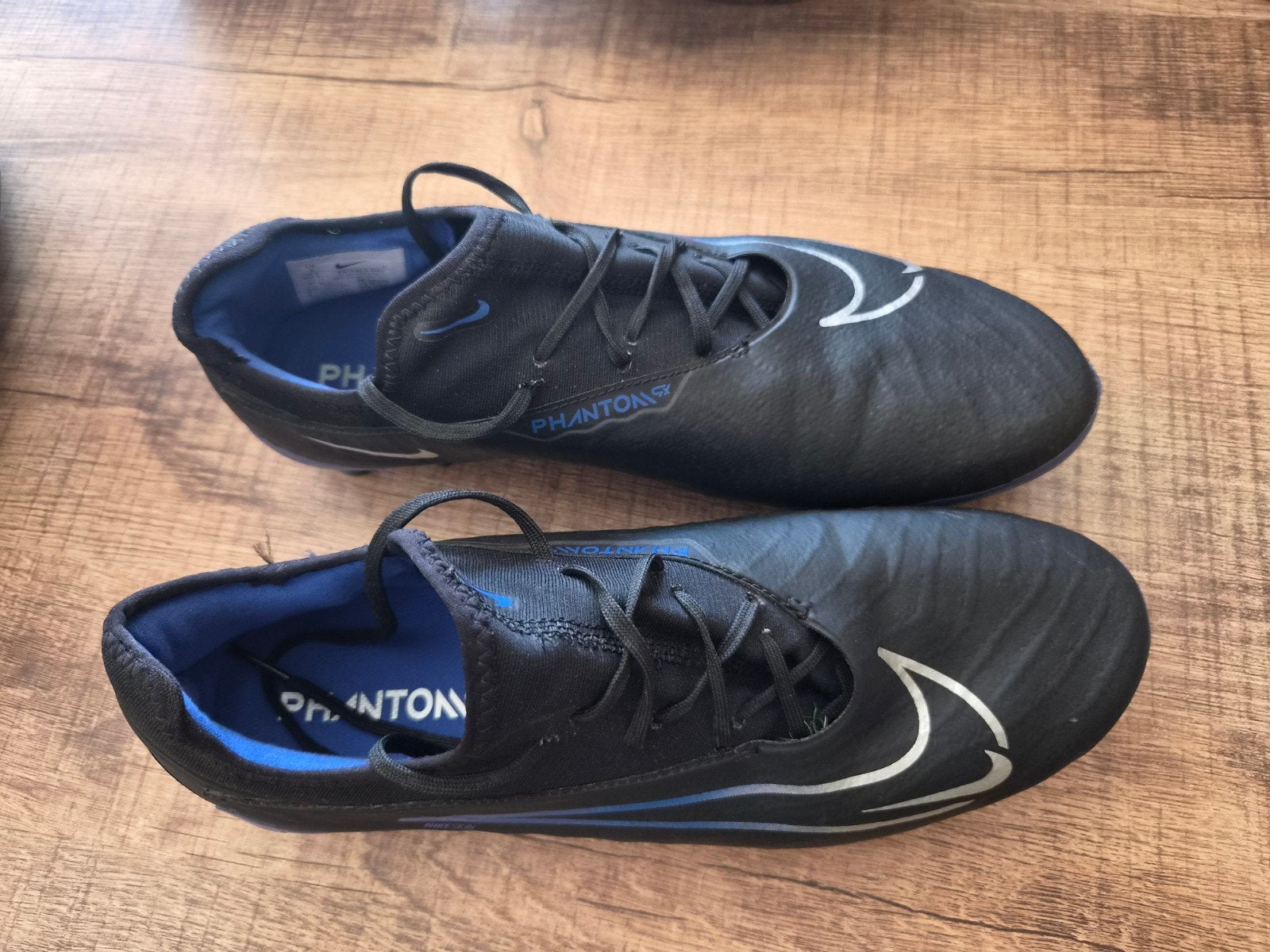 Nike Phantom 42.5, Sport en Fitness, Voetbal, Ophalen