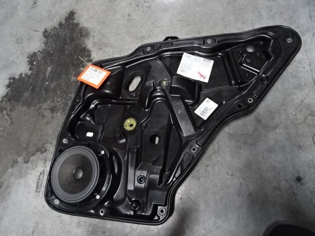 MECANISME VITRE ARRIÈRE DROIT Volkswagen Tiguan (5N1 / 2), Volkswagen, Mevr. I. Hauben, Utilisé, Rue de l'Espoir 34 34
4030  GRIVEGNÉE, BE