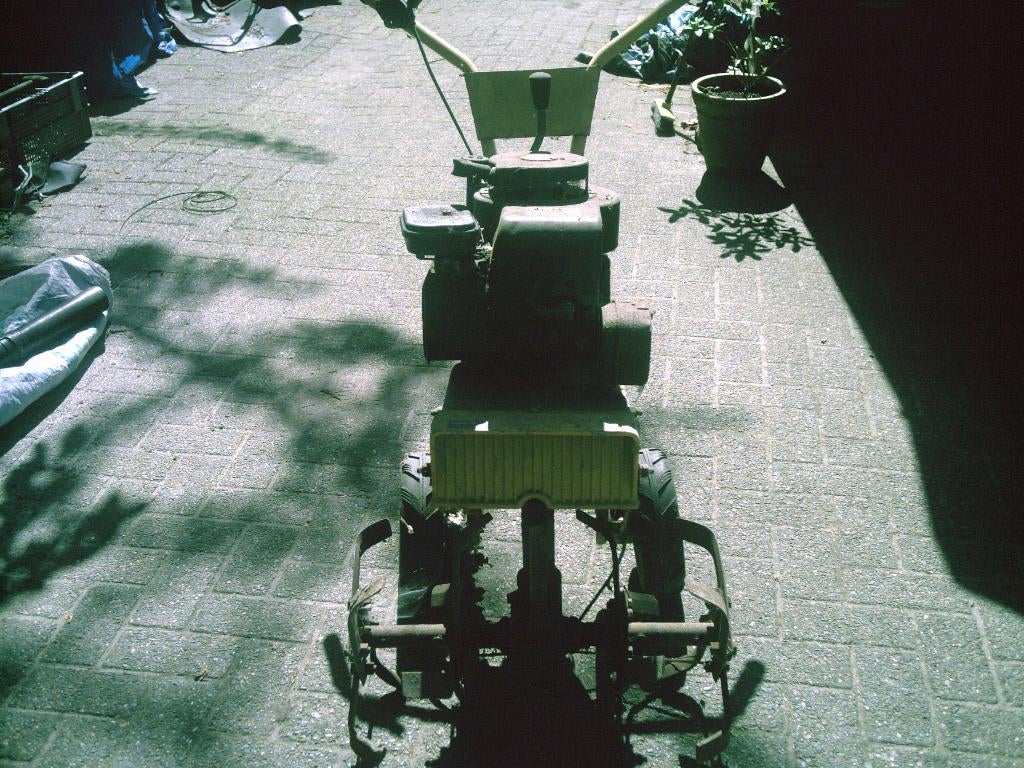 Tuinfrees benzine voor nazicht  - herstelling, Ophalen, Gebruikt, Benzine, Tuinfrees