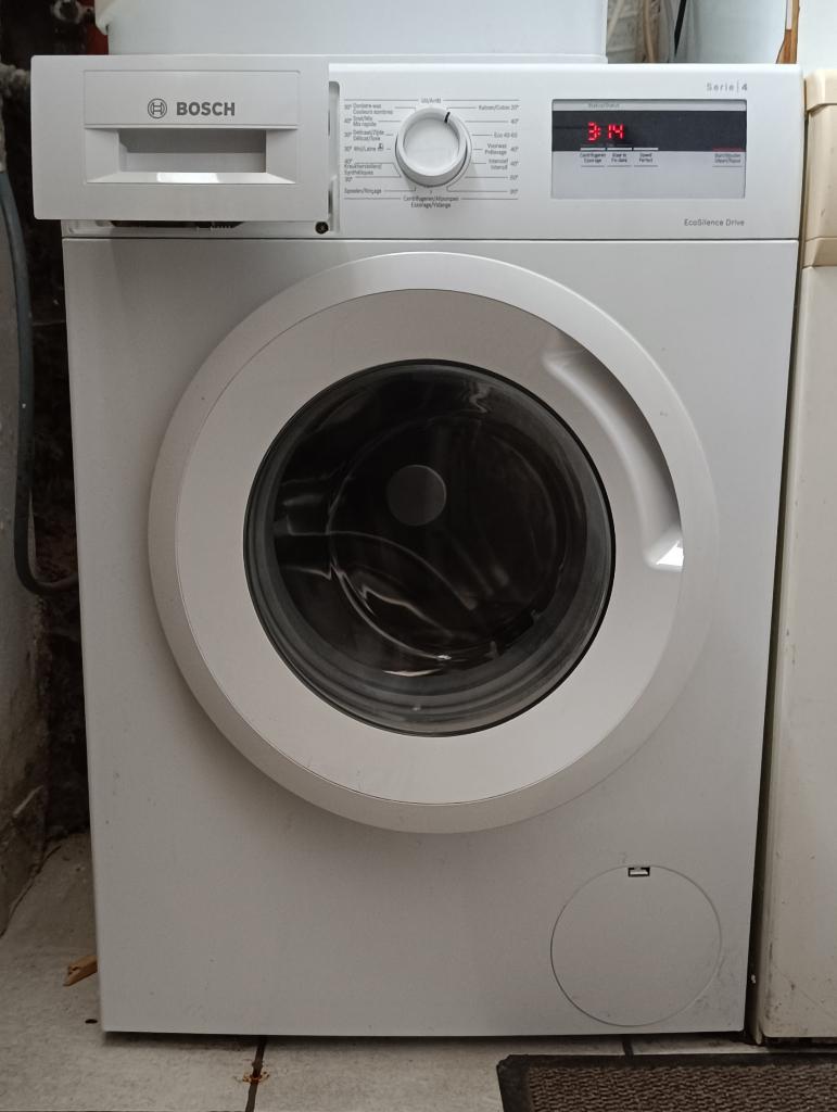Wasmachine Bosch Serie 4 WAN24268II, Elektronische apparatuur, Wasmachines, Ophalen, 1200 tot 1600 toeren, 8 tot 10 kg, Zo goed als nieuw