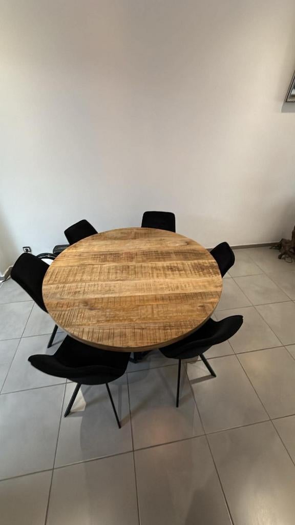 Magnifique table en bois et 6 chaises, Enlèvement